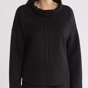 Max Studio Black Textured Waffle Knit Sweatshirt Size Medium New With Tags